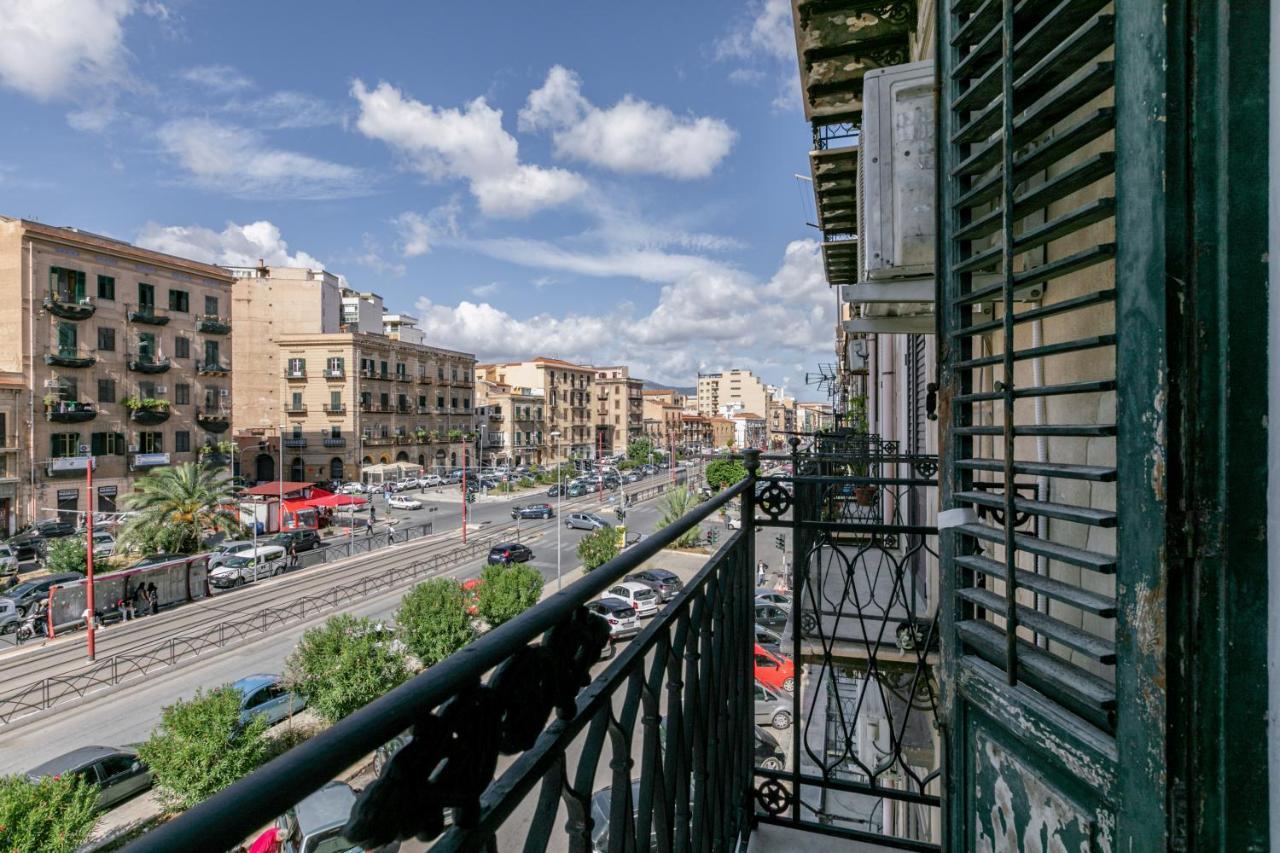 Corso Dei Mille Station Flat With Balcony Lägenhet Palermo Exteriör bild
