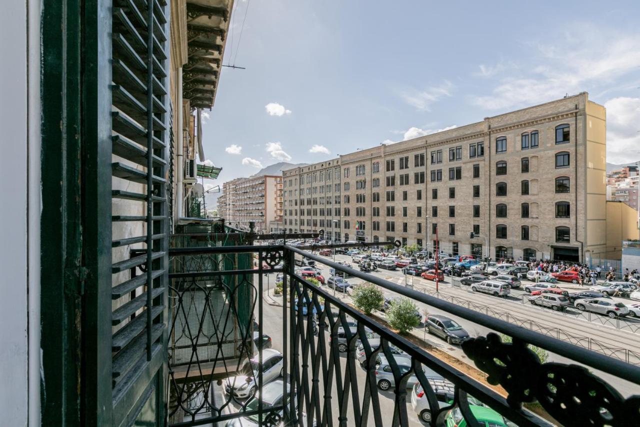 Corso Dei Mille Station Flat With Balcony Lägenhet Palermo Exteriör bild